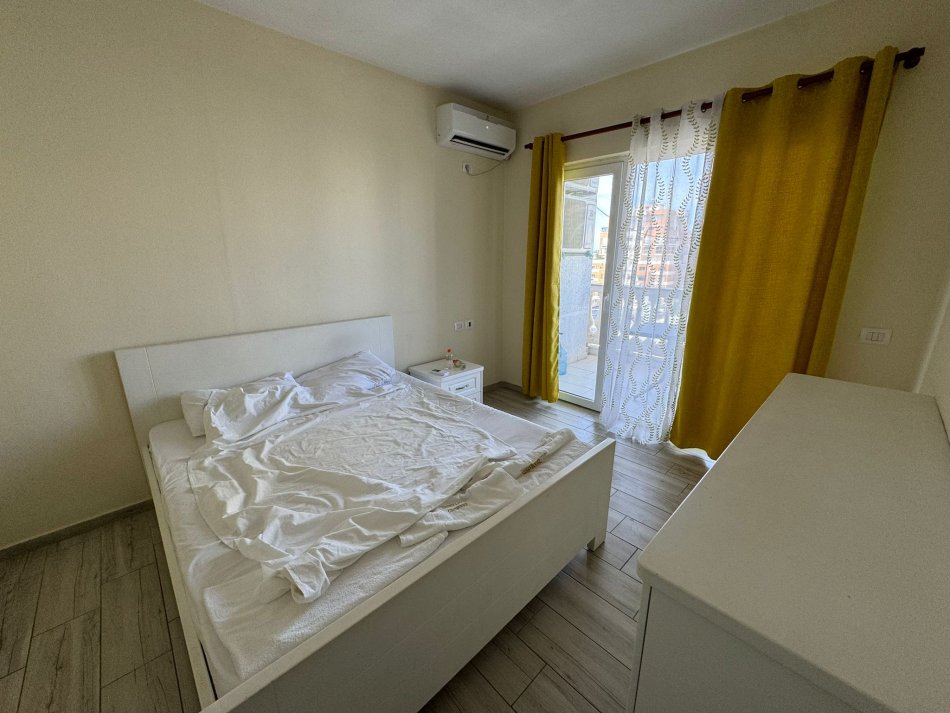Durres, shitet apartament 1+1 Kati 5, 61 m² (Plazh, Durres)