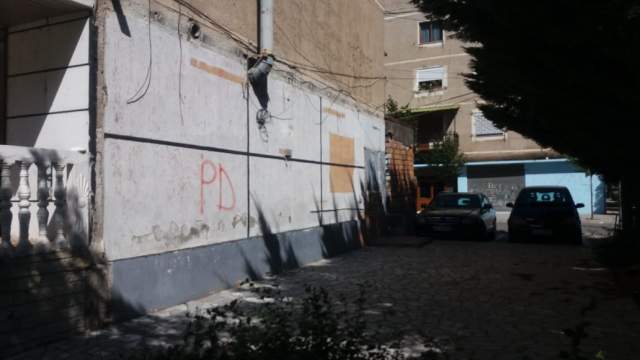 Elbasan, jepet me qera ambjent biznesi 40 m² 150 Euro