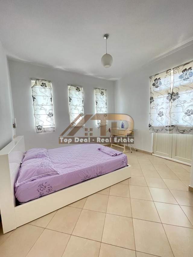 Shkoder, jepet me qera Vile 3+1+BLK Kati 2, 100 m² 600 Euro (Prane Stadiumit Loro Boriçi Shkoder)