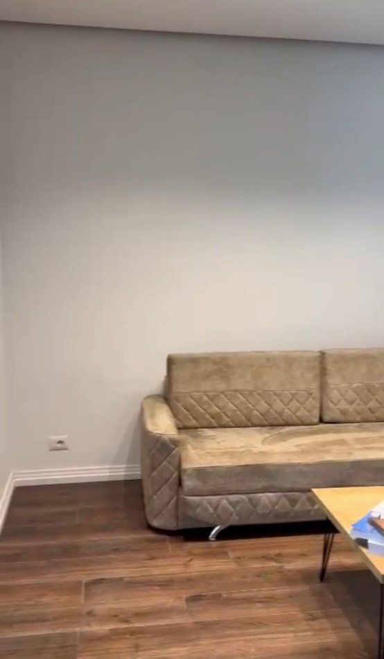 Durres, shitet ambjent biznesi Kati 3, 45 m² 70.000 € (Stacioni Trenit, Durres)