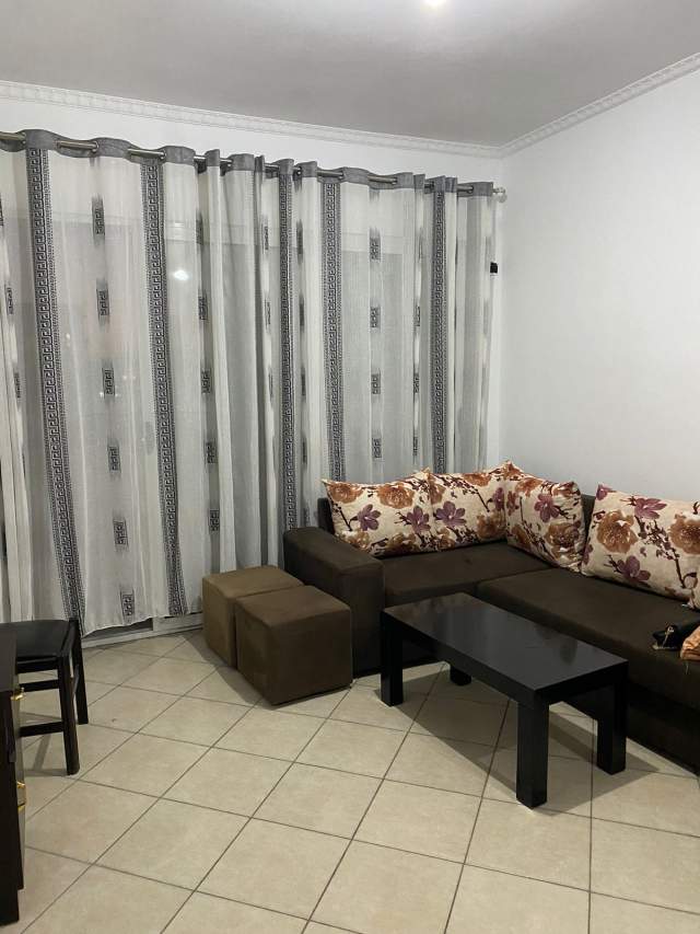 Tirane, jepet me qera apartament 1+1+BLK Kati 7, 66 m² 35.000 Leke (rruga Mikel Maruli)