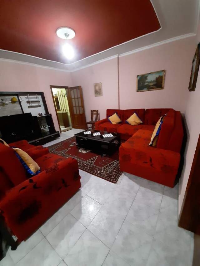 Tirane, jepet me qera apartament 2+1 Kati 7, 100 m² 450 Euro