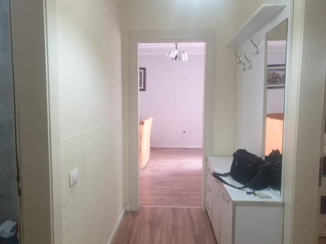 Tirane, shes apartament Kati 3, 76 m² 70.000 Euro (UNAZA RE)
