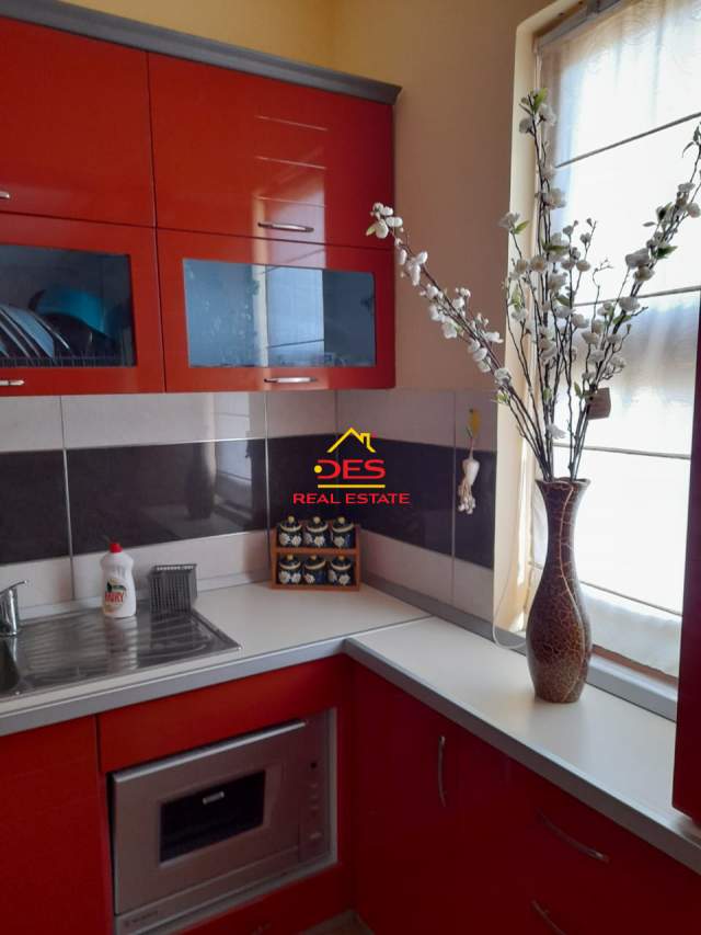 Lushnje, shitet apartament 10 m² 25.000 Euro