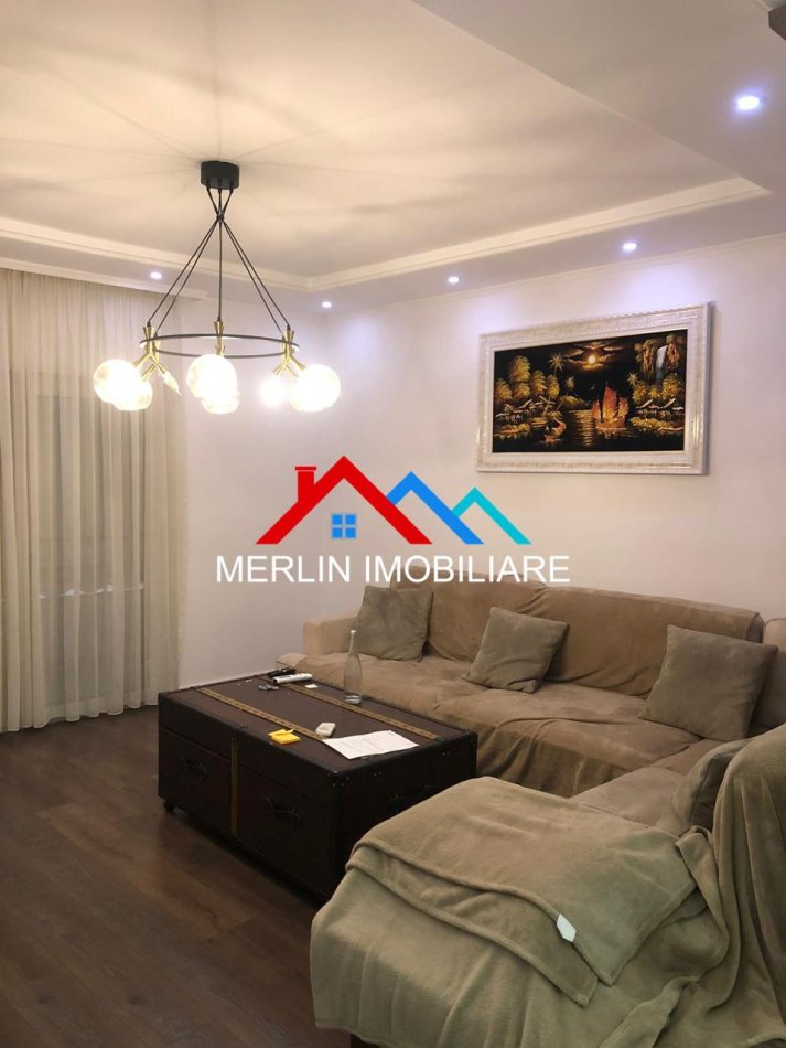 Tirane, jepet me qera apartament 3+1 Kati 6, 160 m² 800 € (Komuna Parisit(Prokop Mima))