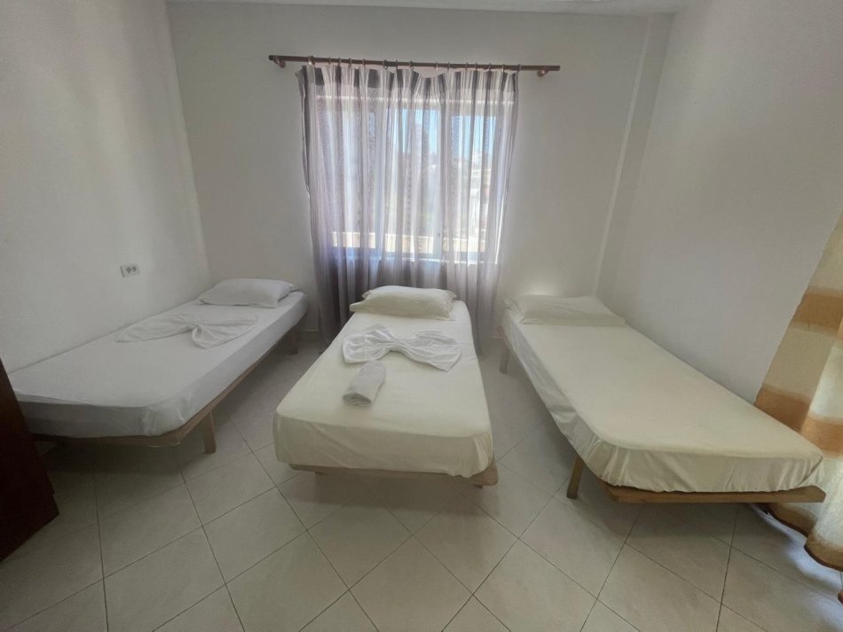 Tirane, jepet me qera apartament 1+1 Kati 2, 38 m² 320 € (Sanatoriumi)