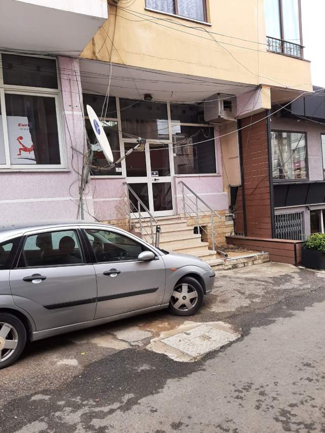 Tirane, shes lokal Kati 0, 125 m² 2.000 Euro/m2 (pas Ministris se Jashtme dhe prane “INSTAT” Tirane)