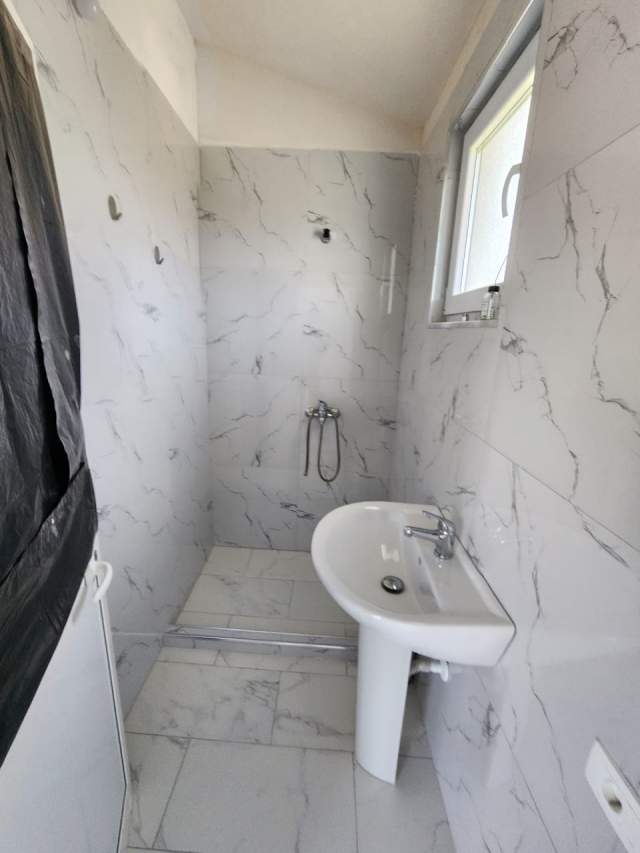 Tirane, jepet me qera Vile 5+1+BLK 500 m² 2.500 Euro (mjull bathore)