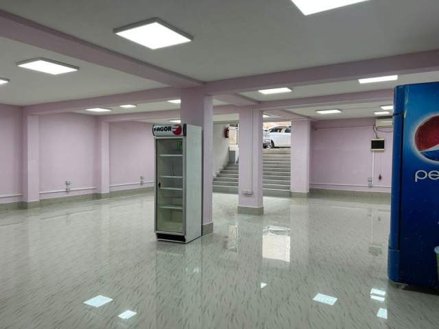Tirane, jepet me qera Kati 0, 800 Euro (SHYQERI ISHMI)