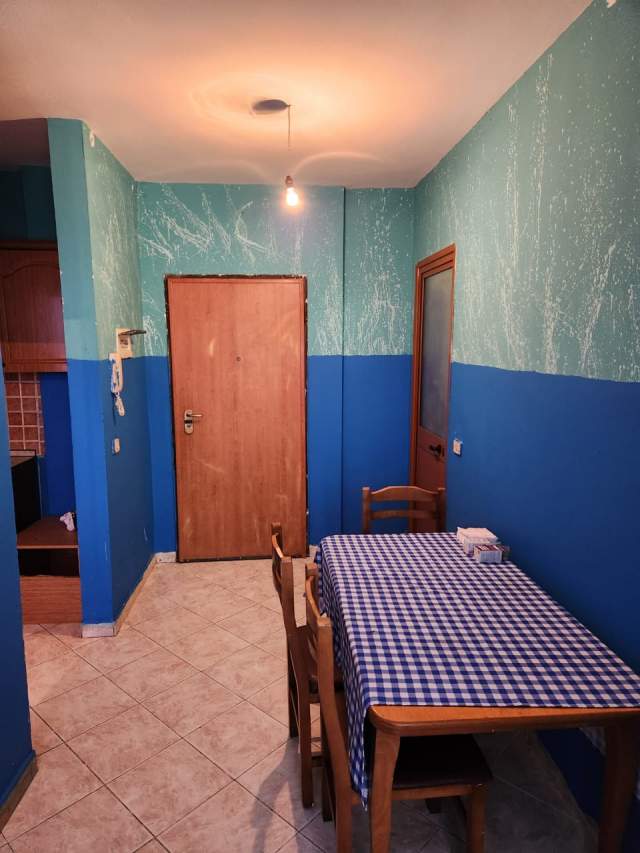 Durres, jepet me qera apartament 1+1+A Kati 5, 45 m² 150 Euro (hotel Lubjana, Durres)