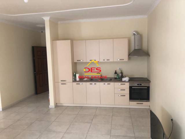 Vlore, shitet apartament 1+1+BLK Kati 4, 83 m² 110.000 Euro (Lungomare,Vlore)