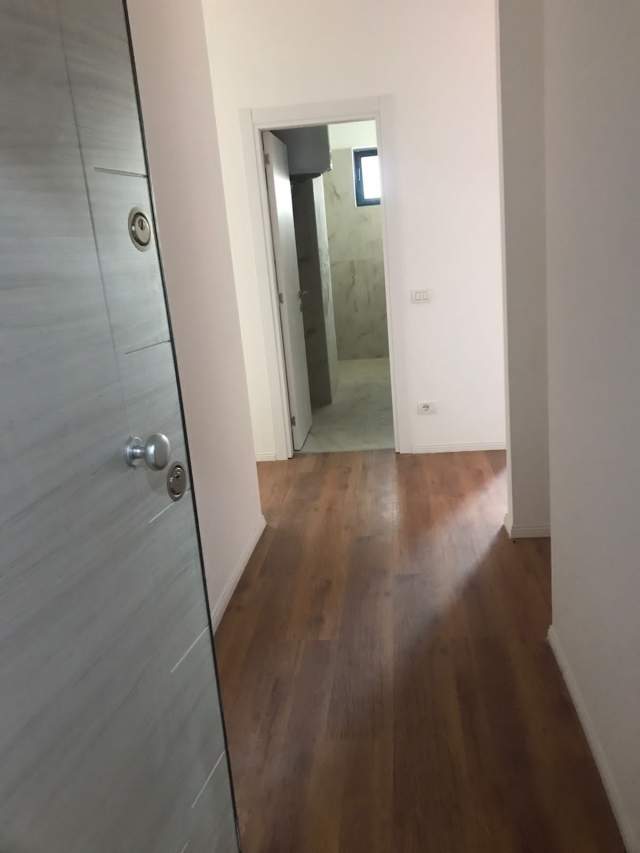 Tirane, jepet me qera apartament 2+1+BLK Kati 2, 86 m² 350 Euro (pallati Eglos)