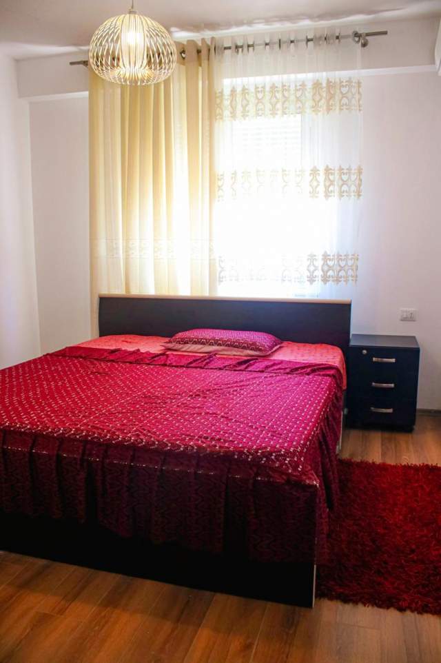 Tirane, shitet apartament 2+1 Kati 8, 93 m² 135.000 Euro tek Parku i Autobuzave