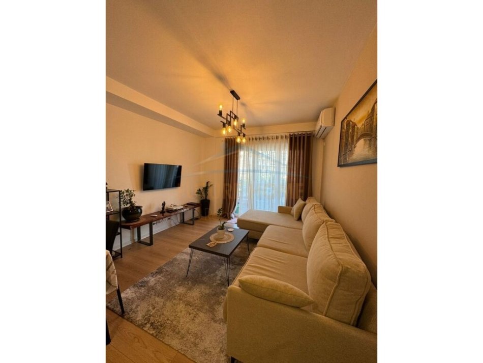 Tirane, shitet apartament 1+1 Kati 1, 71 m² 109.000 € 