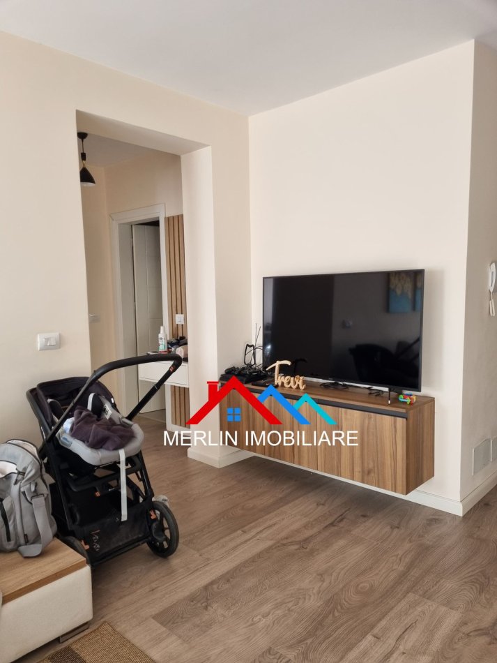 Tirane, Shitet apartament 2+1+ garazh,  ne Katin 4, 100 m² 250,000 € ( Ali Demi)