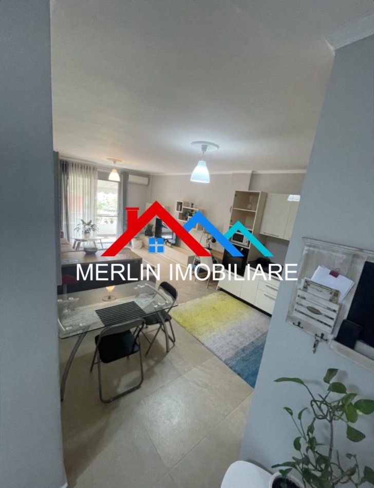 Tirane, jepet me qera apartament 2+1 Kati 1, 100 m² 900 € (Liqeni i Thate)