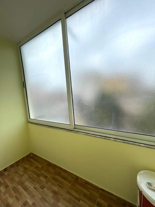 Tirane, shitet apartament 1+1+BLK Kati 3, 56 m² 75.000 Euro (Shkolla e Kuqe)