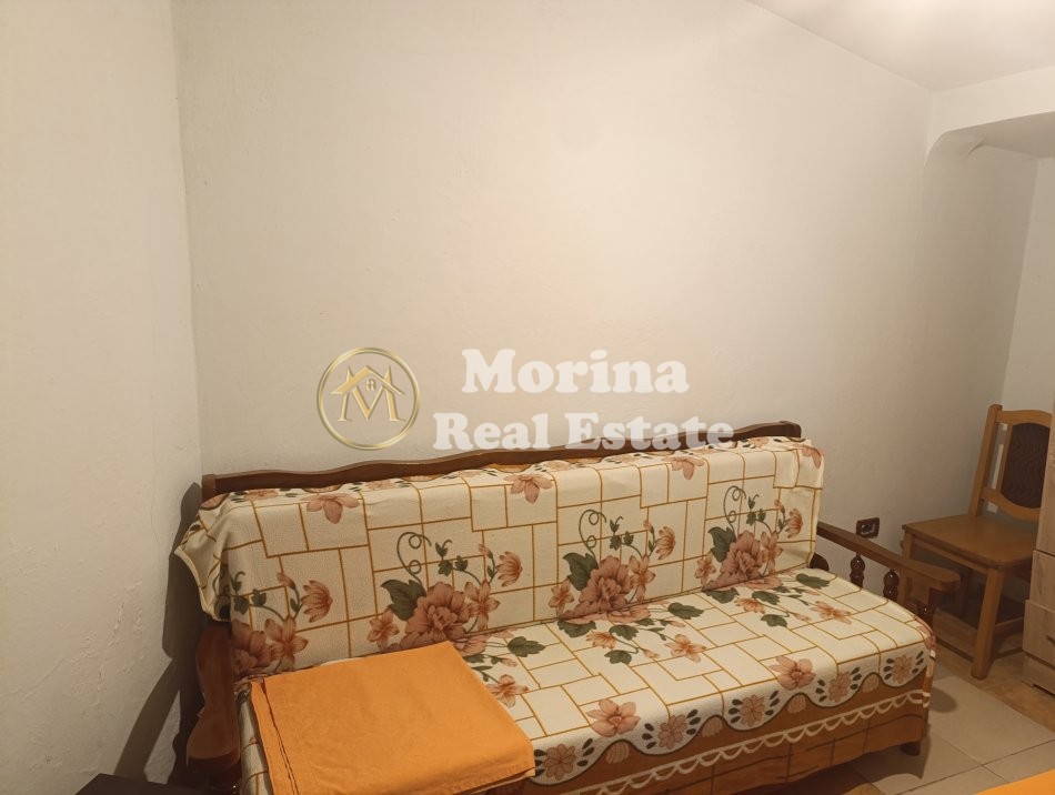 Tirane, jepet me qera garsonier Kati 1, 50 m² 300 € (Qytet Studenti)