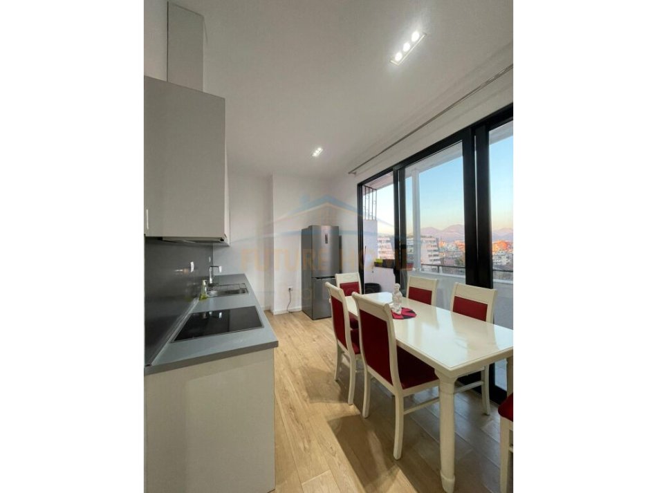0683487469 Tirane, jepet me qera apartament 2+1+Ballkon Kati 8, 80 m² 800 € (KOMPLEKSI DELIJORGJI)