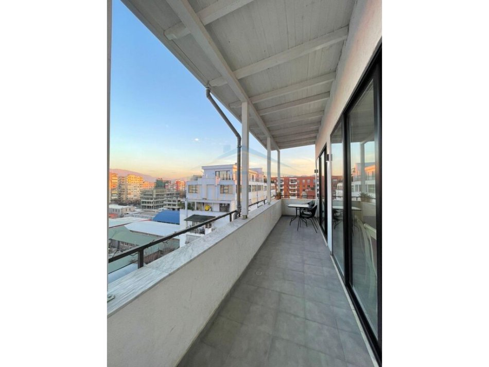 0683487469 Tirane, jepet me qera apartament 2+1+Ballkon Kati 8, 80 m² 800 € (KOMPLEKSI DELIJORGJI)