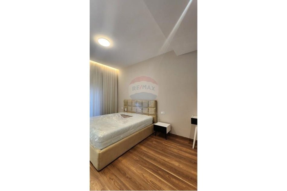 Shqiperi, jepet me qera 2+1+Ballkon Kati 8, 118 m² 1.250 € (Kompleksi Deliorgji)