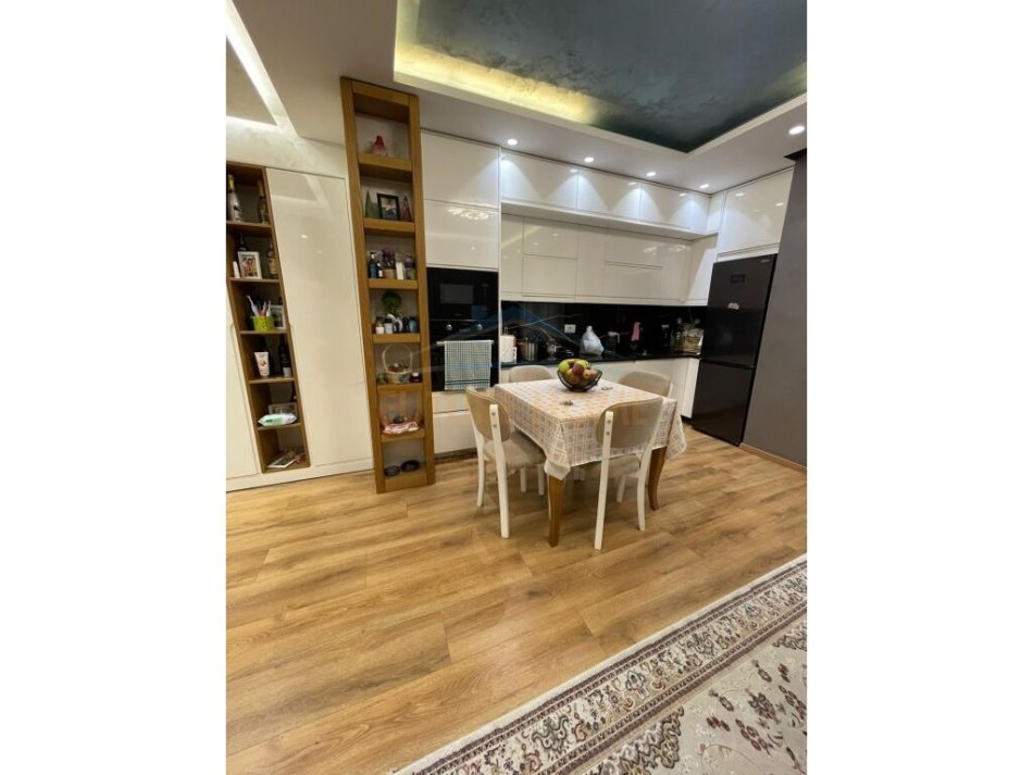 Tirane, shitet apartament 2+1 Kati 6, 105 m² 200.000 € (Don Bosko)
