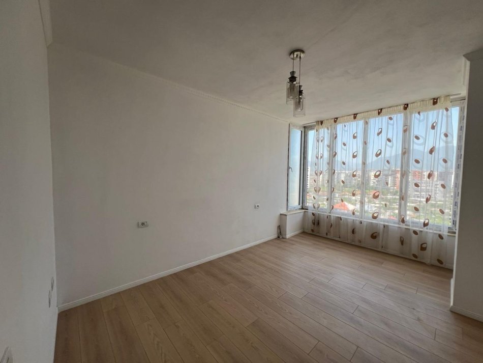 Tirane, shitet apartament 1+1+Ballkon Kati 9, 64 m² 87.000 € (Rruga Besim Alla , prane Grand Gallery)