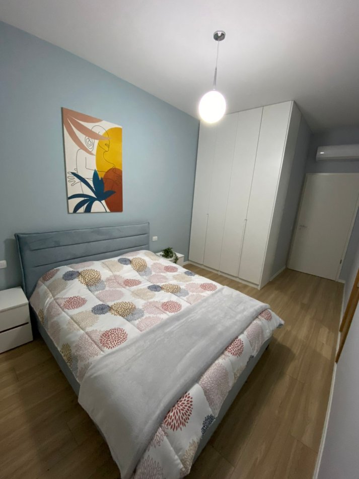 Tirane, jepet me qera apartament 1+1 Kati 2, 65 m² 550 € (21 dhjetori)
