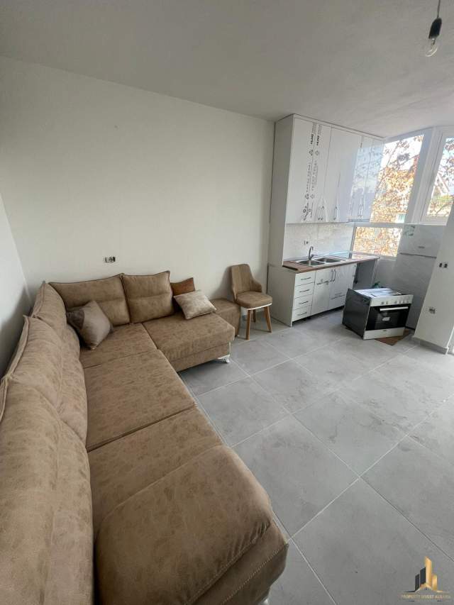 Tirane, jepet me qera apartament 2+1+A+BLK Kati 2, 86 m² 400 Euro (Don Bosko)