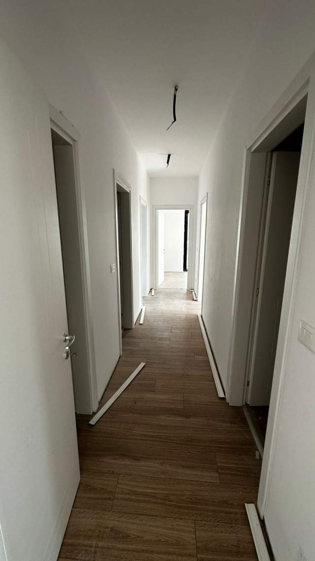 Tirane, shitet apartament 3+1+A+BLK Kati 9, 160 m² 288.000 Euro (Rruga Kavajes)