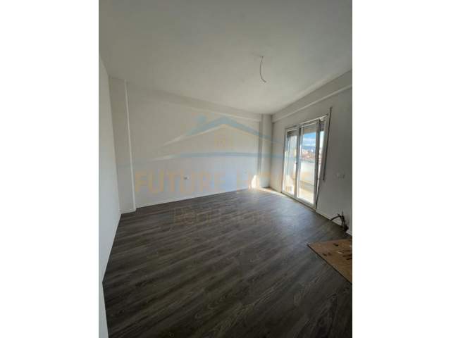 Tirane, shes apartament 2+1+BLK Kati 4, 105 m² 156.000 Euro (Selvia)