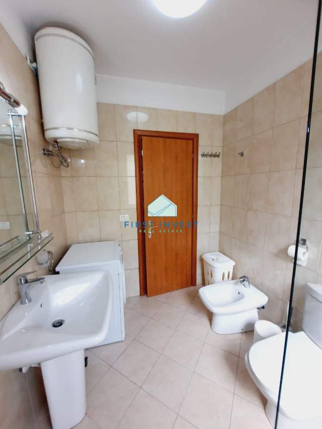 Tirane, jepet me qera apartament Kati 4, 115 m² 750 Euro (Eduard Mano)