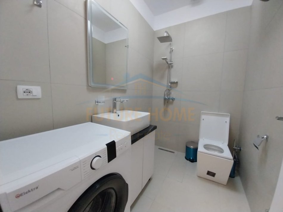 0683487469  Tirane, shitet apartament 1+1 Kati 7, 53 m² 89.000 € (Don Bosko)