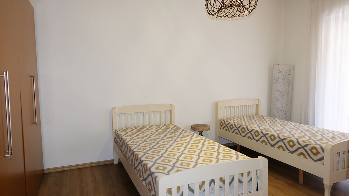 SHITET APARTAMENT 2+1 NË RRUGEN “MYSLYM SHYRI”