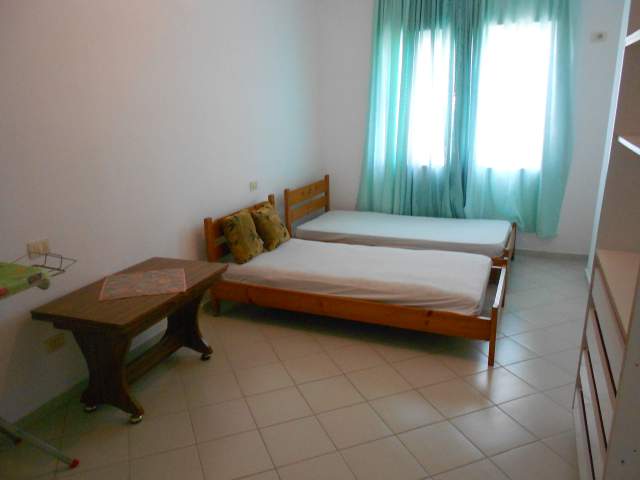Sarande, jap me qera apartament 30 Euro/nata (Rr. "Ismail Qemali", prane supermarket Alfa)