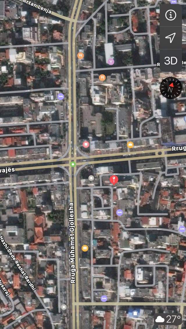 Tirane, shes dyqan Kati 1, 42 m² 84.000 Euro (21 dhjetori)