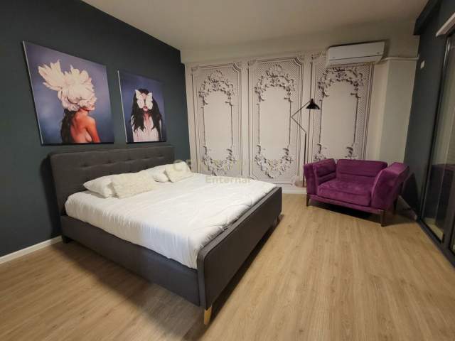 Tirane, jepet me qera apartament 1+1 Kati 4, 77 m² 400 Euro (Kodra e Diellit)