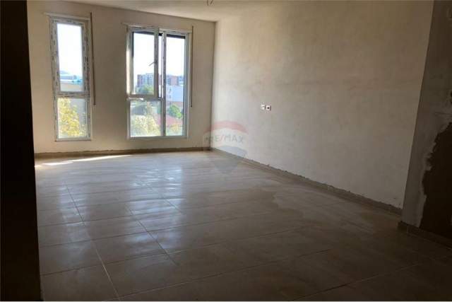 Tirane, shitet apartament 2+1+BLK Kati 4, 82 m² 100.000 Euro (Rr. e Dibres)