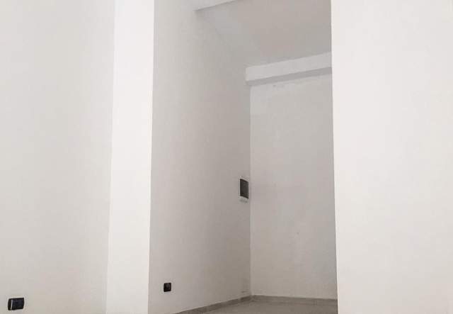 Tirane, shitet ambjent biznesi 30 m² 84.000 Euro