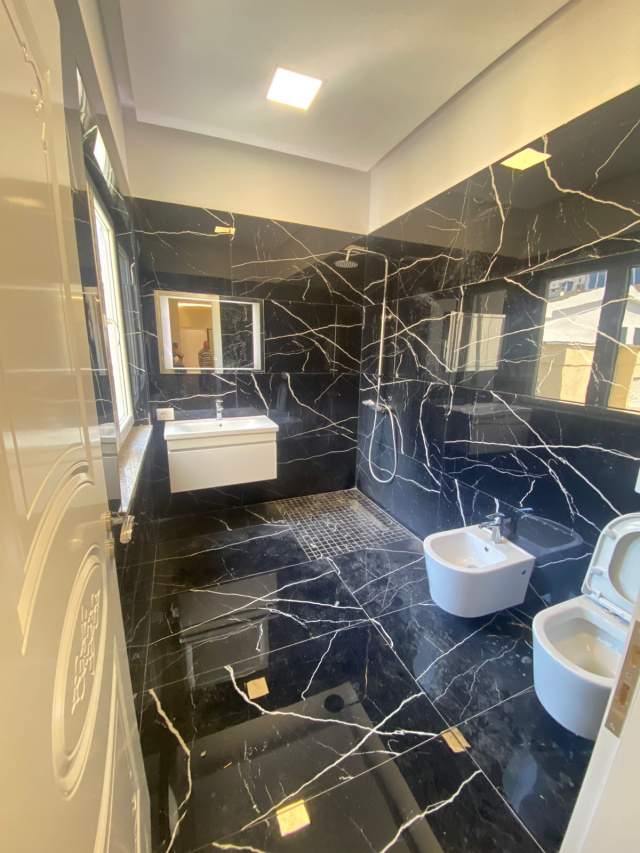Tirane, shitet apartament 3+1+BLK Kati 6, 140 m² 157.000 Euro (Kodra e Diellit)