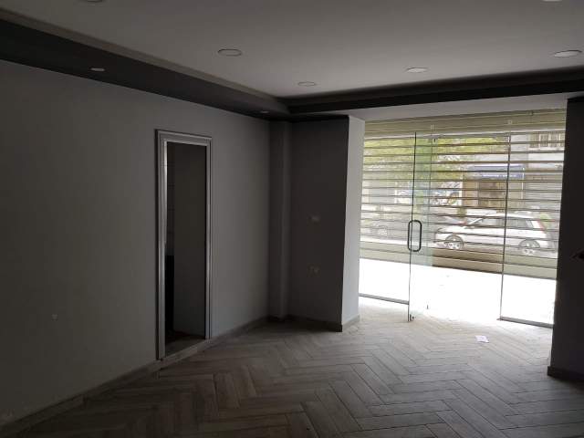 Elbasan, shes dyqan 53 m² 60,000 € / Total.