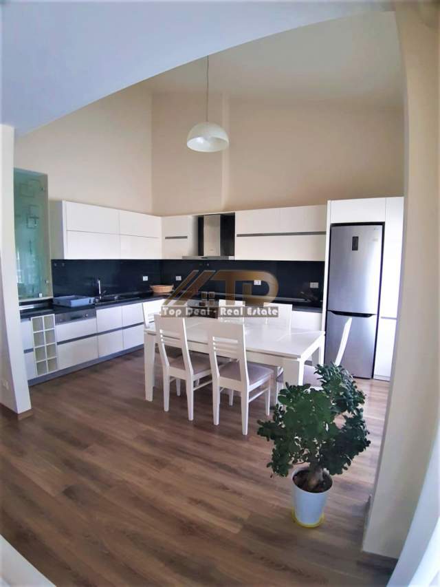 Tirane, jepet me qera apartament 2+1+BLK Kati 2, 110 m² 1.300 Euro