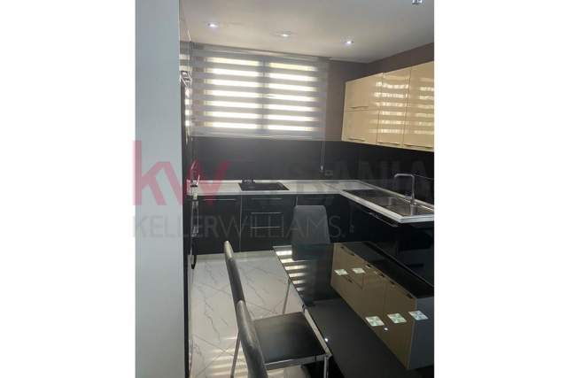 Tirane, jepet me qera Vile 2+1+BLK Kati 1, 85 m² 650 Euro (21 Dhjetori)