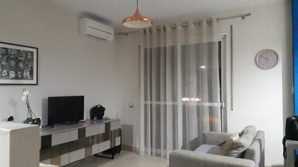 Shqiperi, shitet apartament 1+1 , 62 m² 135.000 € (Brryl)
