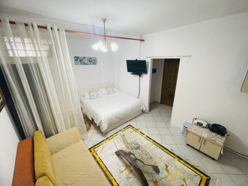 SUPER RAST !!!shes garsonier Kati 3, 36 m² 100.000 € (Te Ministria e Drejtesise)