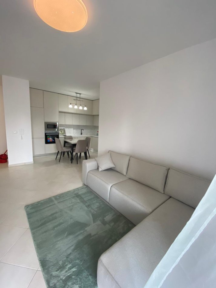 Tirane, jepet me qera apartament 2+1 Kati 6, 90 m² 600 € (Sacioni Trenit ,Lura)