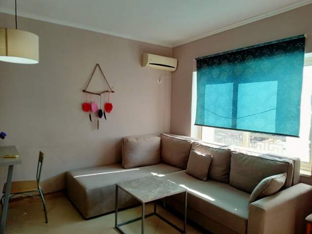 Shkembi Kavajes, jepet me qera apartament 1+1+BLK Kati 2, 67 m² 250 Euro
