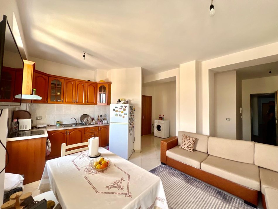 Tirane, shes apartament 1+1+Aneks+Ballkon Kati 10, 62 m² 79.000 € (Porcelan)