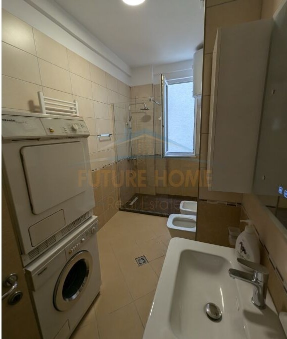 Tirane, shitet apartament 2+1 Kati 4, 114 m² 259.000 € (KOMPLEKSI KIKA,KOMUNA E PARISIT)