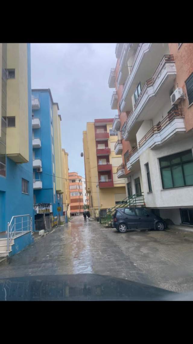 Durres, shitet dyqan Kati 0, 155 m² 1.300 Euro/m2 (Plepat, Durres)